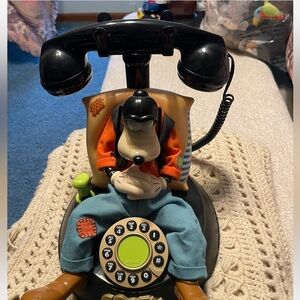 Disneys talking, animated working land line telephone